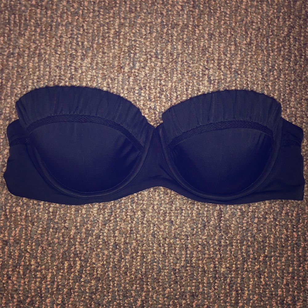 VS Convertible Bikini Top SIZE: 36C